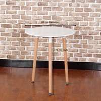 Table à manger ronde sur mesure en bois de hêtre massif avec pieds trépieds, table de salle à manger nordique, table basse pour salon, OEM ODM