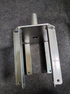 Pièces de coffrage pour échafaudages, tête de fourche en U à 4 voies en acier - Product Image 3