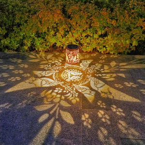 Lumière solaire <span class=keywords><strong>de</strong></span> projection <span class=keywords><strong>de</strong></span> colibri à énergie solaire, lampe d'<span class=keywords><strong>ombre</strong></span> décorative <span class=keywords><strong>de</strong></span> jardin extérieur pour <span class=keywords><strong>la</strong></span> pelouse <span class=keywords><strong>de</strong></span> cour <span class=keywords><strong>de</strong></span> patio - Product Image 2