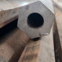 Tube hexagonal en acier ASTM A36 étiré à froid 0,787"x0,394"x0,098" pour manchon de serrure de porte/fenêtre