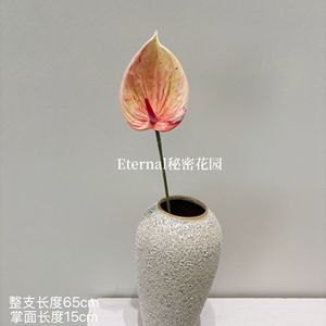 Fleur artificielle d'Anthurium Secret Garden, branche unique en plastique et tissu, pour décorations de mariage et fête des Mères - Product Image 3