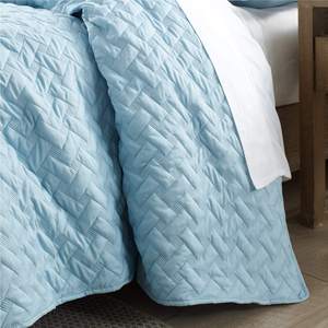 Copriletto Trapuntato Azzurro per Letto Singolo, Matrimoniale, Queen e King con Federe Coordinate - Product Image 4