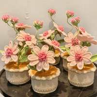 Planta Artificial de Cosmos Tejida a Crochet, Decoración Boho para el Hogar, Regalo de Graduación para Ella, Adorno para Mesa de Boda