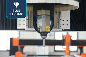 Centre d'usinage CNC à faible coût 2040 <span class=keywords><strong>ATC</strong></span> 5 axes à colonne mobile, machine de découpe de panneaux en mousse CNC à vendre - Product Image 2