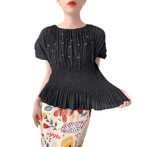 <span class=keywords><strong>Top</strong></span> plissettato elegante stile Miyake per l'estate 2026, da donna, comodo, casual, con perline e ricami, in poliestere tinta unita - Product Image 5