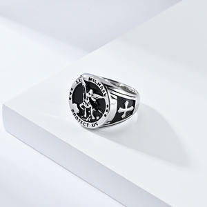 Anillo de San Miguel Arcángel Retro para Hombre, Bajo MOQ, Anillo Masculino de Acero de Titanio con Dragón, para Chicos - Product Image 2