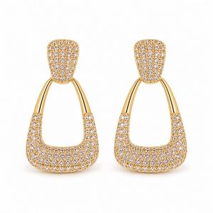Boucles d'oreilles tendance rétro géométriques bohèmes en alliage de zinc plaqué or avec diamants pour femme, idéales pour les soirées - Product Image 1