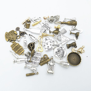 Pendentif personnalisé en métal logo lettre d'amour composants de bijoux sac à breloques en laiton vintage argenté doré accessoires Keychian - Product Image 2