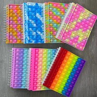 Cuaderno Espiral de Silicona con Diseño de Dibujos Animados al por Mayor, Diario con Adornos Divertidos, en Stock