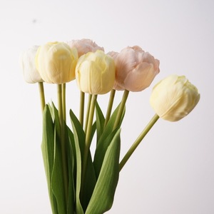 Bouquet de fleurs artificielles en latex blanc, effet toucher réel, pour mariage, fête, décoration de table ou centre de table. - Product Image 3