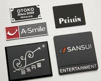 Étiquettes métalliques très vendues, étiquettes personnalisées pour meubles, étiquettes de marque en relief, étiquettes pour panneaux de canapé, étiquettes pour vêtements