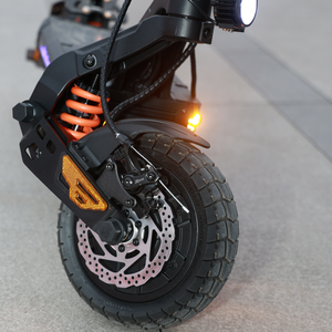 Sine Wave 60kmh 10" Offroad Hydraulic KuKirin Aluminum 52V 20.8Ah 2000W Foldable Dual Motor Scooter KuKirin Top Trendi - Product Image 5