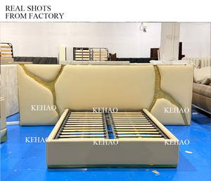 <span class=keywords><strong>Letto</strong></span> Moderno di Lusso King Size con Ampia Testiera in Acciaio Inox Dorato, Set Camera da <span class=keywords><strong>Letto</strong></span> in Tessuto Queen Size - Product Image 5