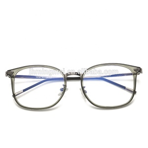 Monturas de Gafas de Diseño Retro de Calidad para Hombre y Mujer - Product Image 3