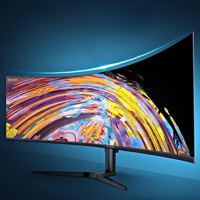 34 Inch Curved Computer Display Wide Screen RGB Light Bar Gaming Monitor with 4K Resolution 165Hz Refresh Rate CE Certified