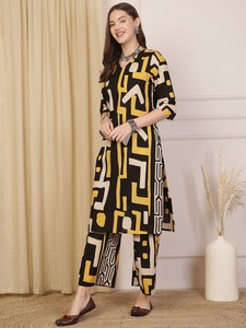Kurta de algodón puro con cuello en V estampado geométrico negro y amarillo con Palazzos para mujer producto a granel ropa de mujer personalizada - Product Image 5