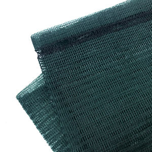 Vente en gros de <span class=keywords><strong>filet</strong></span> de sécurité <span class=keywords><strong>agricole</strong></span> vert foncé 90gsm paquet de rouleaux de matière plastique PE PP polyester coupe-<span class=keywords><strong>vent</strong></span> vente à chaud - Product Image 2