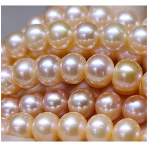 Collier de luxe simple en perles d'eau douce naturelles avec pendentif épais en forme de graine de melon, version chaîne clavicule de luxe léger - Product Image 5