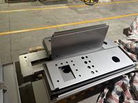 Service de découpe laser, pliage et soudage de tôles sur mesure pour applications industrielles lourdes, y compris les conduits de ventilation CVC, les couvercles de ventilateurs et les silencieux.
