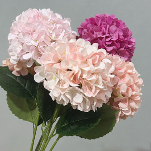 Têtes d'hortensias artificielles en soie de 15 cm, vente en gros directe d'usine, pour la décoration de salons de manucure, hôtels, centres commerciaux et fêtes - Product Image 1