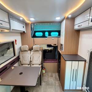 Camioneta 4x4 de Servicio Pesado para Autocaravanas |   Vehículo Todoterreno para Aventuras al Aire Libre - Product Image 6