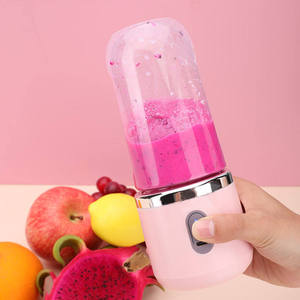 เครื่องปั่นน้ำผลไม้พกพาไร้สายแบบชาร์จไฟได้ขนาดเล็ก 4 ใบมีด สำหรับทำสมูทตี้และน้ำผลไม้ปั่น - Product Image 5