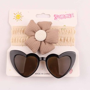 Ensemble bandeau en nylon et lunettes de soleil en forme de cœur pour bébé de 0 à 3 ans, bandeau décoré de fleurs, lunettes de soleil, emballage individuel OPP, cadeau d'été pour bébé - Product Image 5