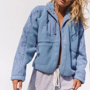 Veste en polaire d'agneau pour femmes, nouvelle collection automne-hiver 2025, poches latérales, col boutonné, veste d'extérieur en polaire pour femmes - Product Image 1