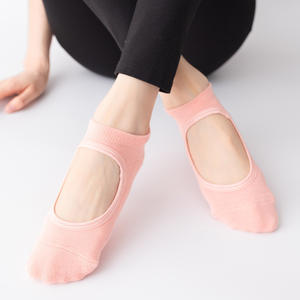 Chaussettes de yoga personnalisées en coton peigné à fond éponge, antidérapantes, coussinées, respirantes, dos nu, pour danse, sport, chaussettes basses pour femmes - Product Image 5