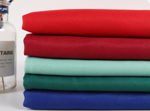 Vente chaude 300d pas cher coton <span class=keywords><strong>Gabardine</strong></span> <span class=keywords><strong>tissu</strong></span> 100% Polyester sergé pour vêtements de travail <span class=keywords><strong>tissu</strong></span> uniforme jouet enfants <span class=keywords><strong>tissu</strong></span> - Product Image 5