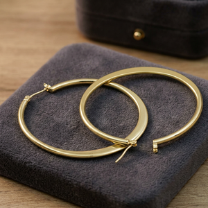 Vente en gros de boucles d'oreilles créoles plaquées or 14K, 18K, 24K, boucles d'oreilles statement, boucles d'oreilles créoles tendance, bijoux en laiton plaqué or, Oro Joyeria - Product Image 4
