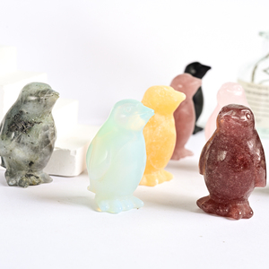 Sculpture de pingouin en cristal sculpté à la main, de haute qualité, pierre précieuse de guérison énergétique, figurine pour la décoration de la maison et du bureau, vente en gros - Product Image 1
