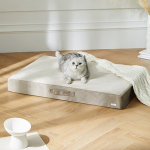 Hot Sale Custom Patroon Nederlandse Fluwelen Kattenbak Voor Huisdieren Afneembaar Wasbaar Buitenshuis Dierenbenodigdheden Hondenbed Kattenbed - Product Image 4