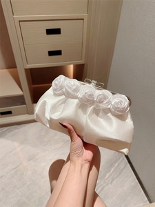 RB537 New Style Woman Floral <strong>Wedding</strong> Bride Cosmetic Lip <strong>Bag</strong> Elegant <strong>Clutch</strong> <strong>Bag</strong> Party Evening Handbags Purse <strong>for</strong> <strong>Guest</strong> - Product Image 2