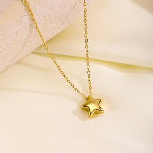 Nuevo regalo para niña, cadena de clavícula de acero inoxidable chapada en oro de 18 quilates, collar de pareja de calidad rápida con circón de diosa de la Luna y estrella de moda - Product Image 4