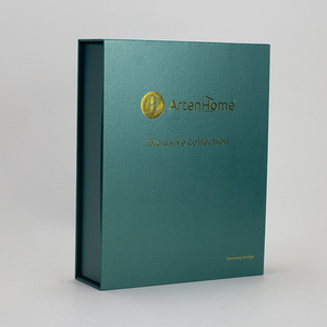 Boîte en papier rigide à fermeture magnétique de luxe personnalisée pour flacon de parfum avec emballage de boîte, noir mat, estampage or, boîte cadeau cosmétique - Product Image 4