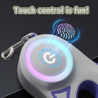 Laisse rétractable automatique pour animaux de compagnie avec lumière LED multifonctionnelle, conforme aux normes ROHS/CE