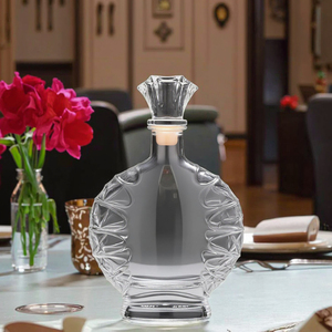 Bouteilles à spiritueux de 700 ml, bouteille en verre cristal transparent pour <span class=keywords><strong>vodka</strong></span>, brandy, gin, rhum, personnalisation possible - Product Image 1