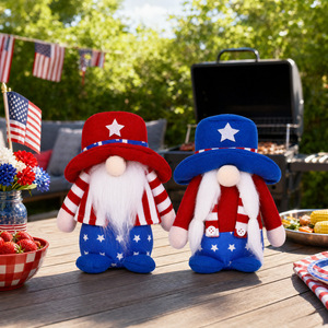 Decoraciones Patrióticas de Gnomos para el Día de <span class=keywords><strong>la</strong></span> Independencia, 4 de Julio, Adornos de Gnomo de Peluche con Bandera Americana para Decoración de Mesa en el Hogar y Fiestas - Product Image 1
