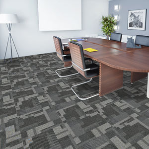 אריחים שטיחים מודרניים מסחריים 50 x50 ערימת לולאה מרופנת פוליפרופילן לשימוש ביתי - Product Image 2