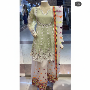 เสื้อสูททักซิโด้สำหรับสตรีแบบสีล้วนสำหรับ2021 - Product Image 1