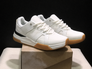 Zapatillas Unisex Oyster Tennis <span class=keywords><strong>Club</strong></span> X the ROGER Clubhouse Swiss on Cloud con Parte Superior de Tejido, Ultra Suaves y Cómodas para Uso Prolongado, Estilo Casual - Product Image 1