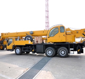 Grúa Montada en Camión XCT35_SR de 35 Toneladas con Sistema Hidráulico Robusto para Proyectos de Construcción de Ingeniería - Product Image 1