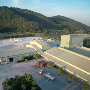 Polvo de CaCO3 recubierto para plástico industrial de alta blancura 98% grado industrial superior para masterbatch de relleno - Product Image 2