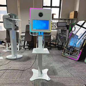 Nouvelle cabine de fête portable 360 Full Body Master avec miroir magique carré de 15,6 et 13,3 pouces pour photomaton - Product Image 1