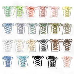 210 couleurs en stock 32 Standard 4/5mm couleur unie tresse noyau rond embouts en plastique lacet de chaussure pour chaussures <span class=keywords><strong>Yeezy</strong></span> - Product Image 4