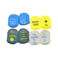 Vente en gros de chaussettes colorées en coton pour bébés et tout-petits, antidérapantes, avec texte amusant, tricotées, antidérapantes pour garçons et filles pour l'hiver