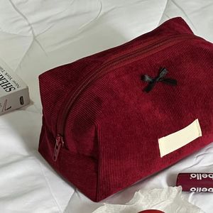 Ins أزياء متعددة الألوان منخفضة موك مخصص دائم كوردروي اليدوية حقيبة مستحضرات التجميل المحمولة مستودع مستحضرات التجميل - Product Image 2
