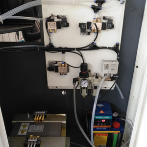 Grand centre d'usinage vertical CNC VMC750 Centre d'usinage vertical CNC <span class=keywords><strong>Vmc</strong></span> 650 750 850 Machines à 3 axes Centre de tournage de fraisage - Product Image 6