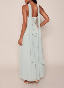 Robe longue élégante vert menthe sans bretelles avec jupe plissée et coussinets de poitrine pour les soirées - Product Image 2